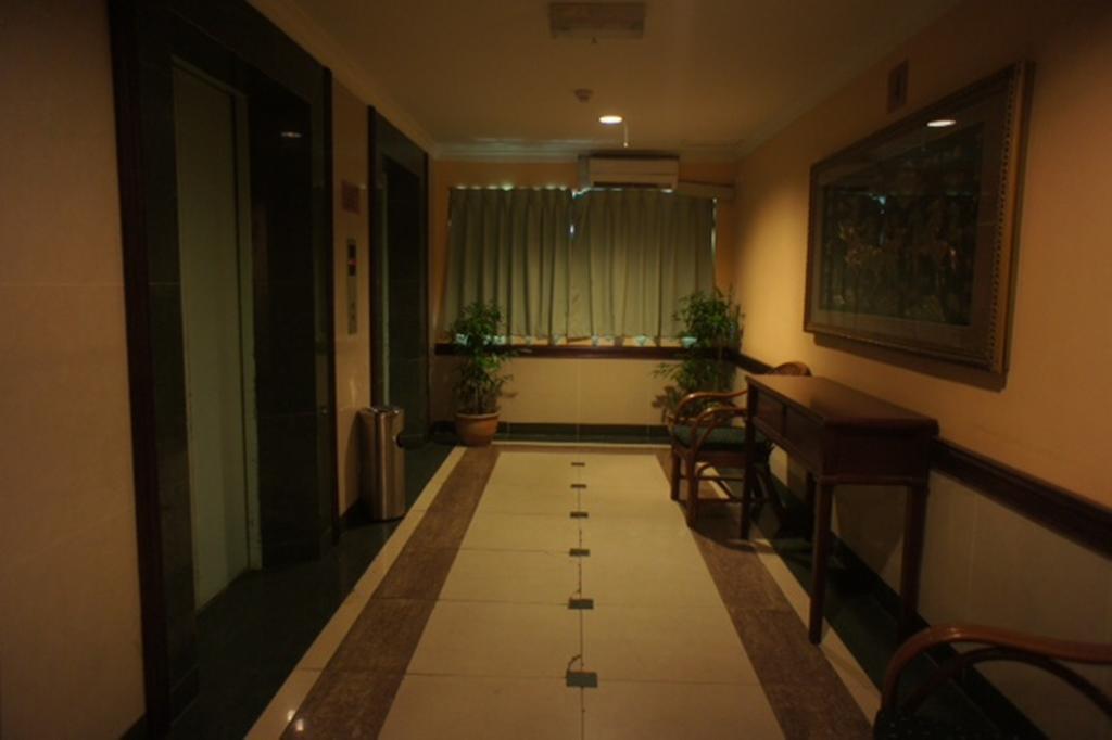 Tyng Garden Hotel Sandakan Exterior photo